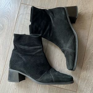 COPY - La Cadienne Canadian Real Suede Leather Boots size 7